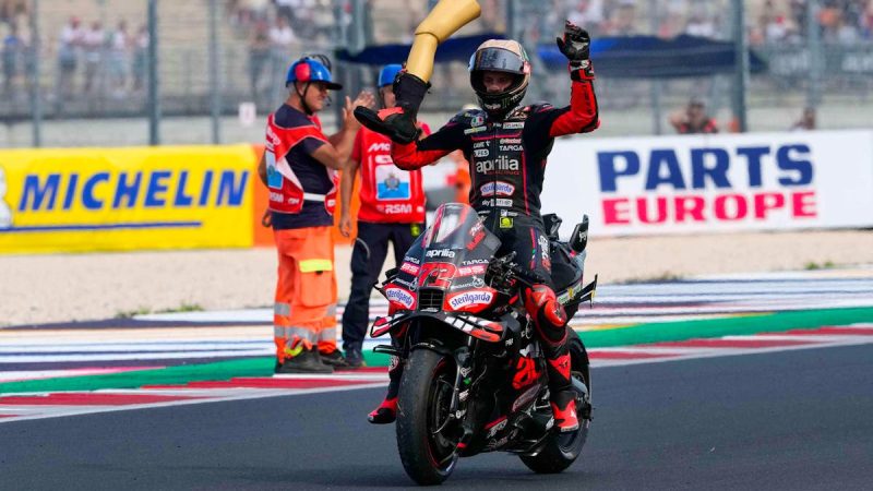 MotoGP Misano : victoire de Marco Bezzecchi lors du sprint, chute de Marc Marquez