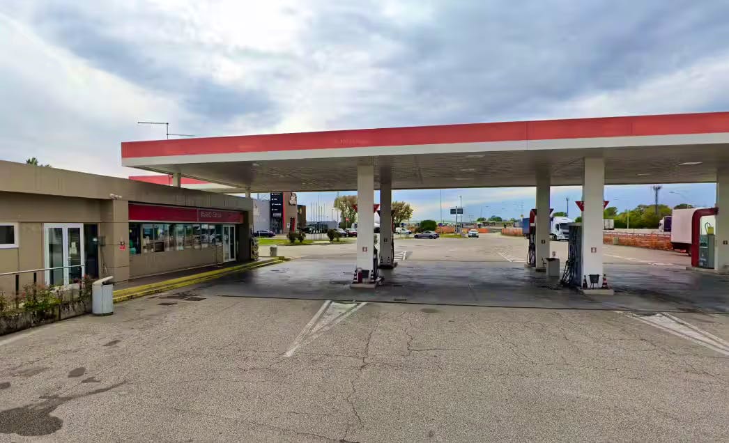 Contamination au diesel en Italie : un incident coûteux pour un automobiliste suisse