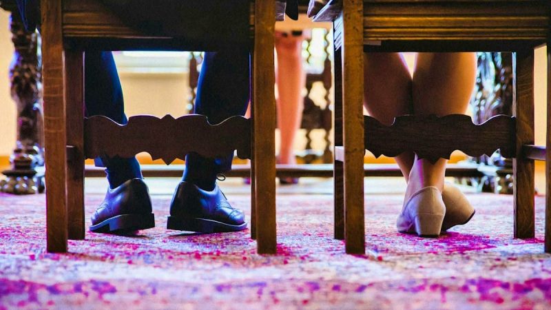 Parlement suisse approuve le rétablissement du double nom de famille pour les couples