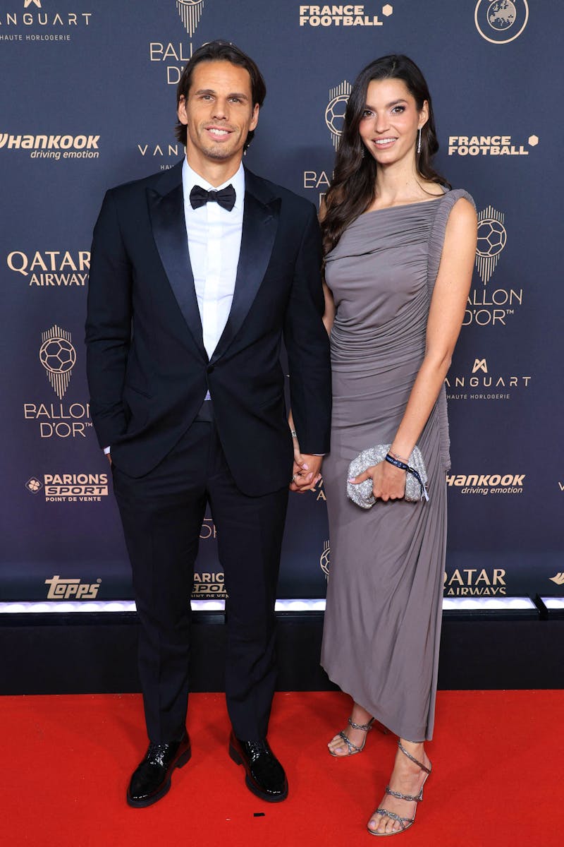 Yann Sommer et sa femme Alina en rare apparition à Paris lors de la remise du Trophée Yachine