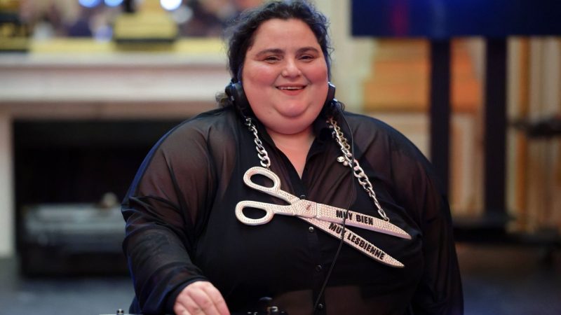 Barbara Butch ciblée par une nouvelle vague de cyberharcèlement à Paris liée à sa direction artistique de la Nuit Blanche 2026