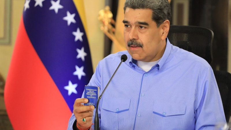 Venezuela affirme avoir averti Washington d’une menace visant l’ambassade américaine à Caracas
