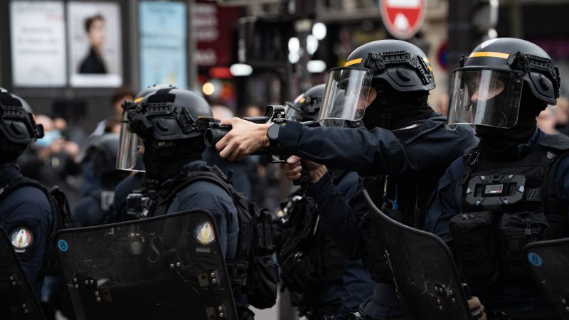 Mondial de football: formation des CRS français pour les forces de sécurité mexicaines avant la Coupe du monde
