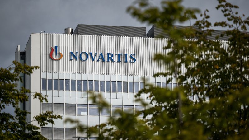 Novartis annonce une expansion majeure de sa production en Caroline du Nord: 700 emplois créés et nouveau centre à Morrisville (2027-2028)