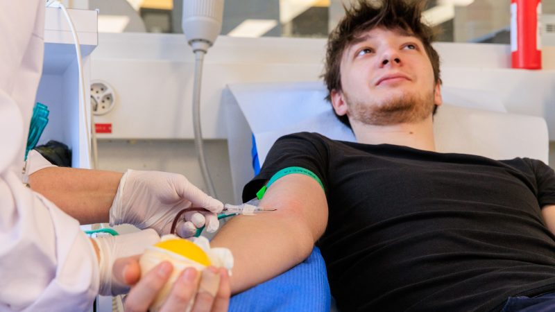 Votations du 30 novembre : vers un service citoyen universel en Suisse — analyse neutre