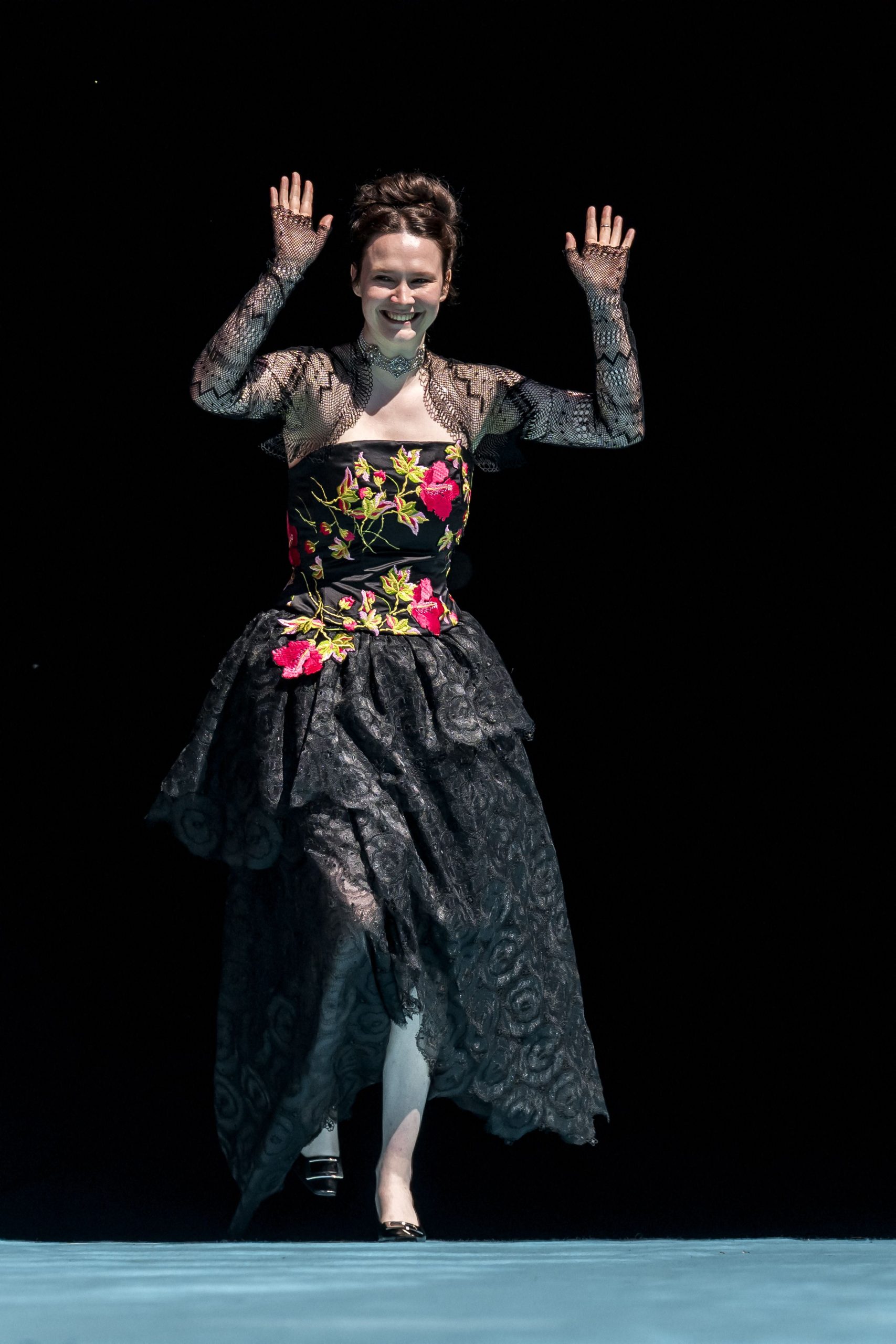 YouTube réintroduit la messagerie interne pour partager et discuter des vidéos : test limité en Irlande et en Pologne